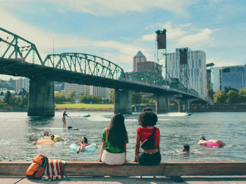 mktg-fr-20240923-eastbank-esplanade-swimming-01